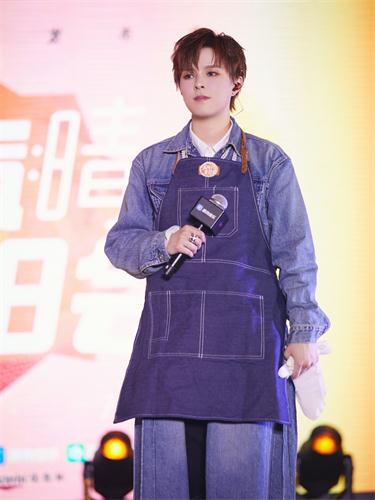 sunnee杨芸晴生日会7.jpg