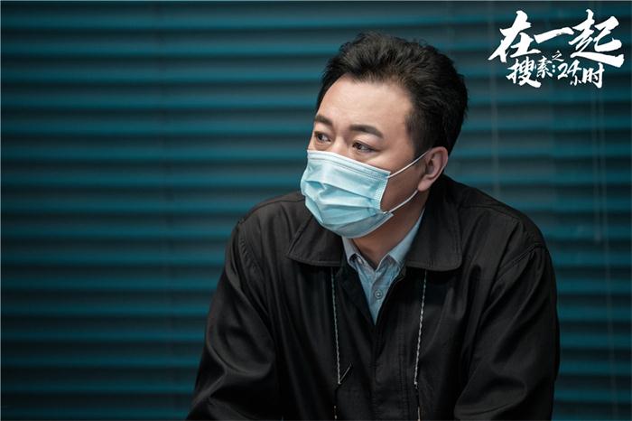 5张晞临饰老陈.jpg