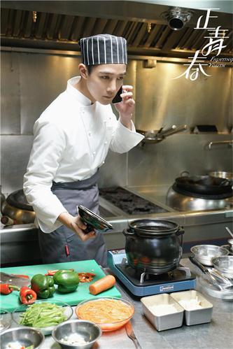 6.章涛饰金小贝.jpg