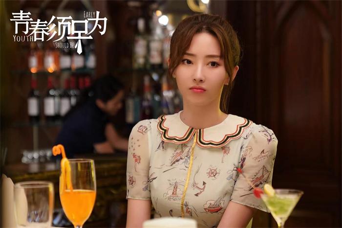 胡丹丹 逐梦演艺圈.jpg