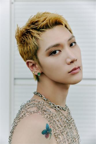 ten(李永钦)-《paint me naked》 2.jpg
