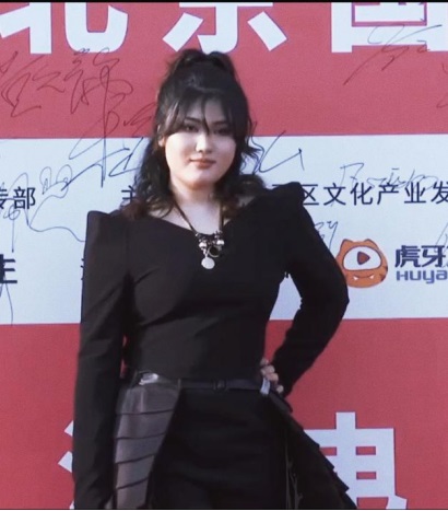 北影节游戏动漫电影单元闭幕式典礼，王者荣耀戈娅英雄主题曲《飞舟》点燃全场235.jpg