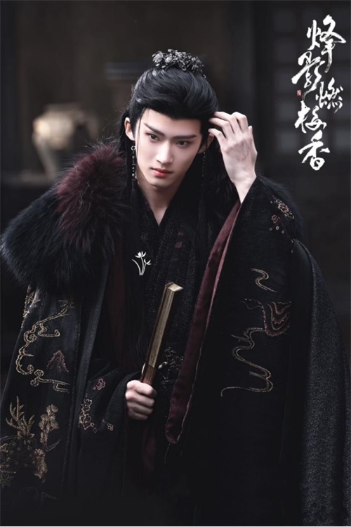 闫桉《大梦归离》：首部古装最大反派，接连参演郭敬明力作1176.jpg