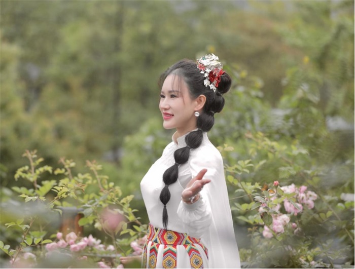 2-小稿邓个人向553.jpg
